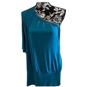 Cable & Gauge size medium aqua one shoulder dressy T -shirt oversized